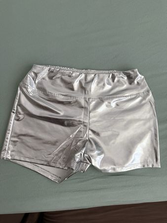 Festival Shorts Silber Neu S
