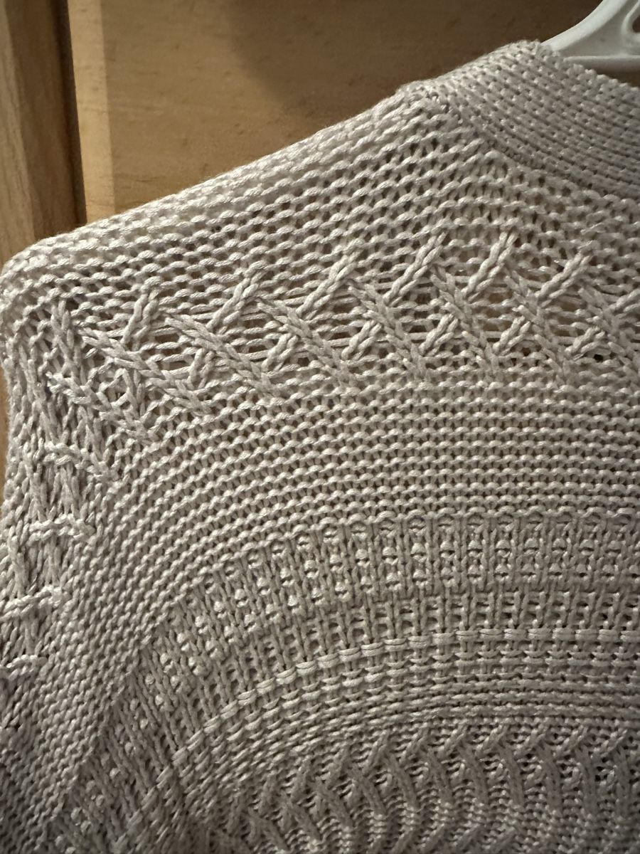 Guess Giacche: Poncho Guess Neu! – Nuovo (secondo la descrizione) da Eich venduto da gabry68 3