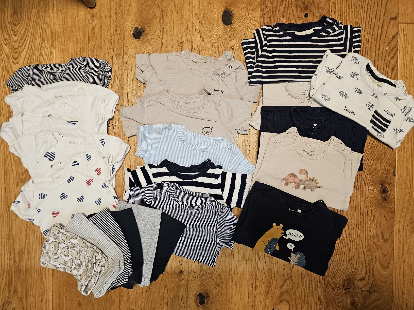 Lotti & Set di vestiti: Kleiderpaket – Usato da Basel venduto da vel_w2tr