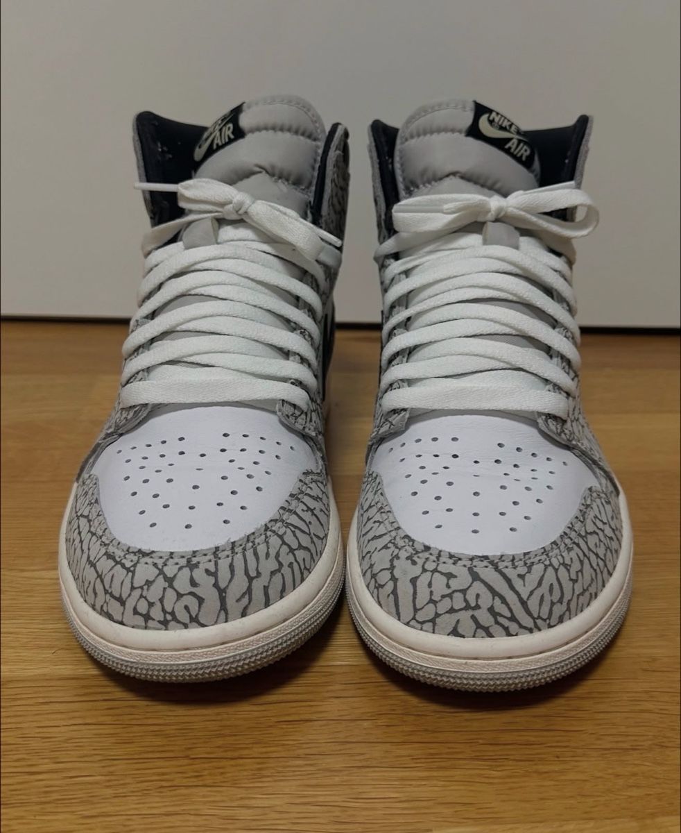 Jordan Scarpe da uomo: Jordan 1 High "White Cement" – Usato da Basel venduto da Kevinbuckcards 1