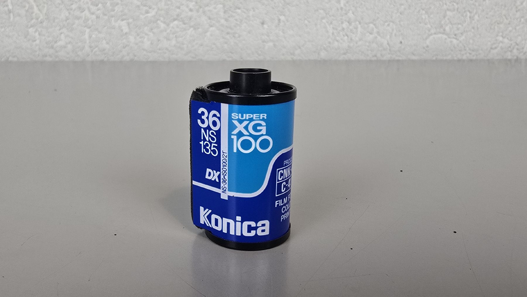 Konica Fotocamera: Konica Super XG 100 Kamerafilm – Difettoso da Arbon venduto da Evathefirst