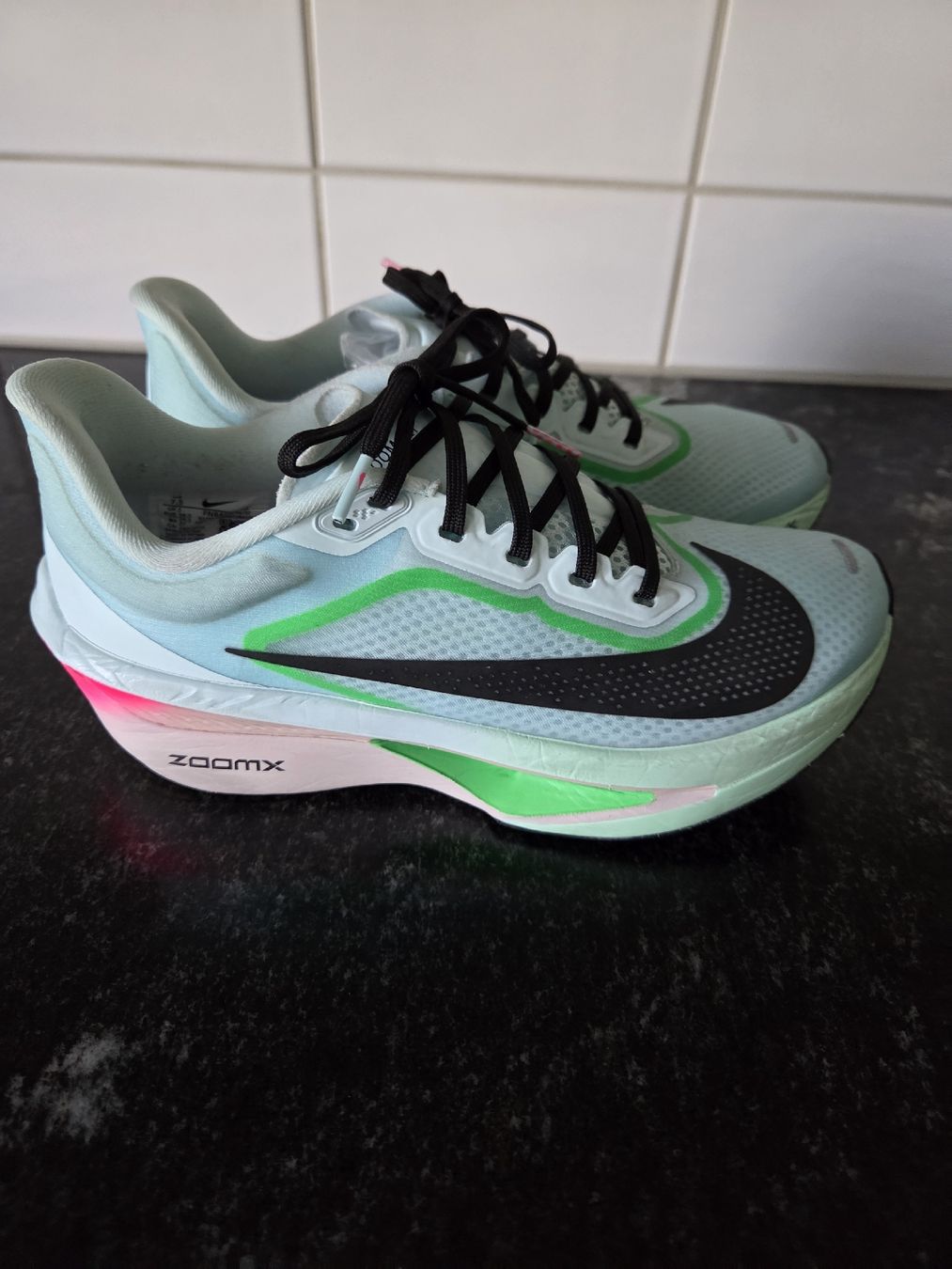 Nike Scarpe da donna: Nike Zoom fly 6 Taille 38.5 – Usato da Sierre venduto da Cir_ccx2
