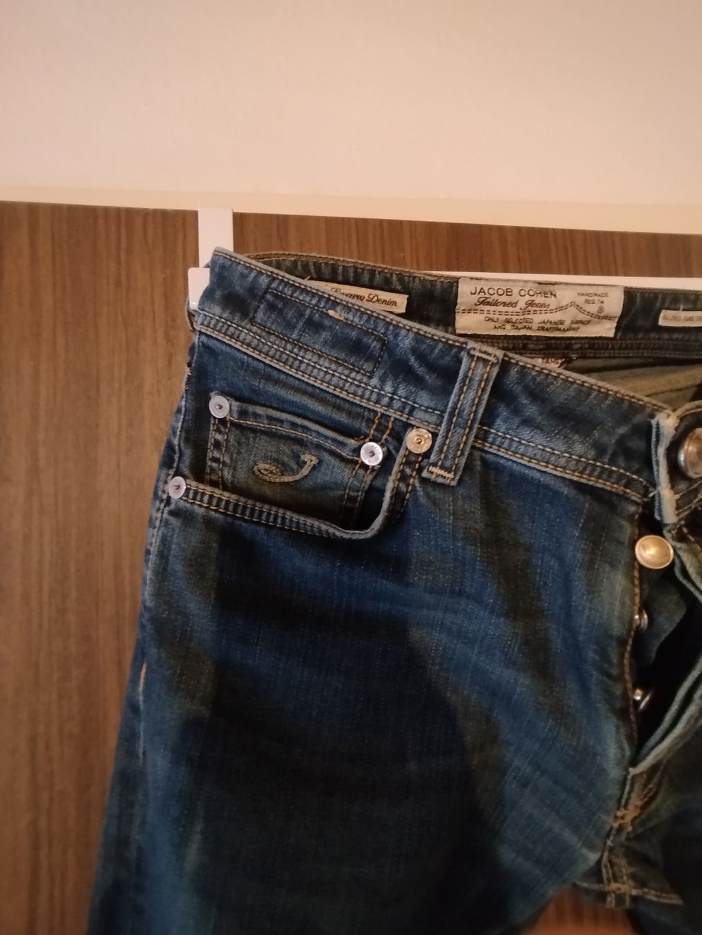 Jeans: Jeans uomo Jakob Cohen – Usato da St. Gallen venduto da bar_z5zd 2