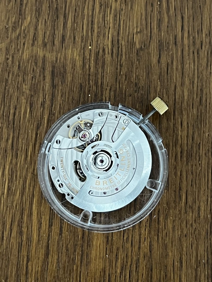 Breitling Montres: B20 Breitling mouvement Tudor – Défectueux à La Neuveville par yas_k6fj 1
