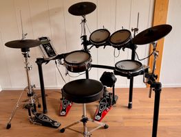 Roland TD-9 V-Drums E-Drum Set inklusive Zubehör