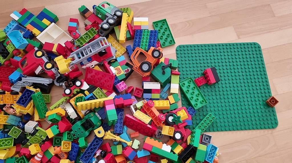 Spielzeuge: Diverse Lego Duplo – Gebraucht aus Ehrendingen von NSX-RR 4