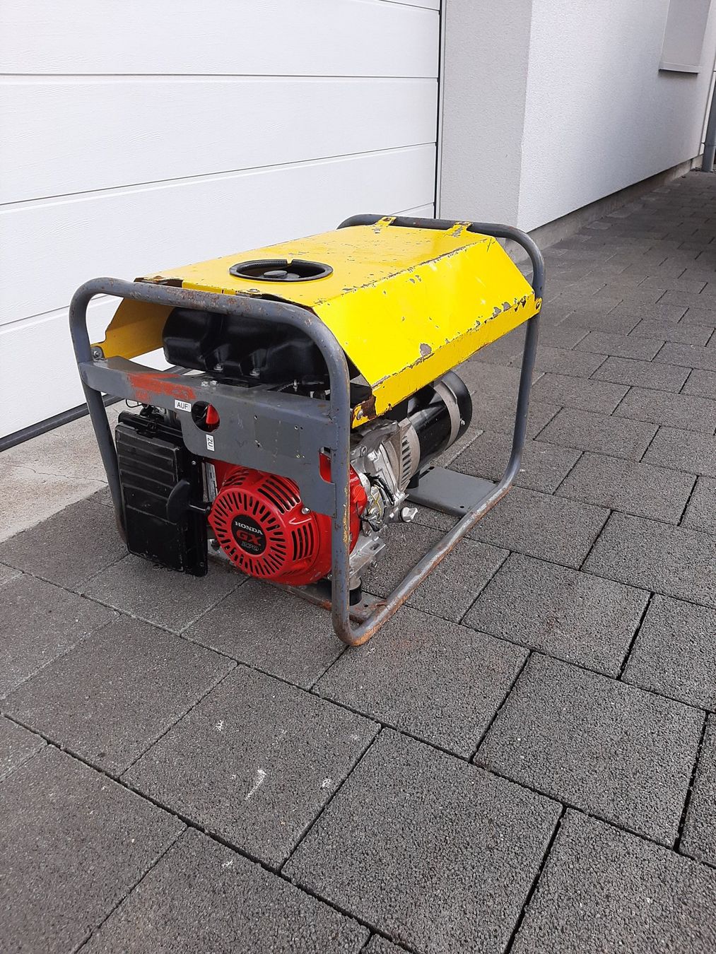Generatori di corrente: Generator Stromerzeuger Wacker Neuson Honda 230V/3.9kW – Usato da Rain venduto da Kleinmoto 1