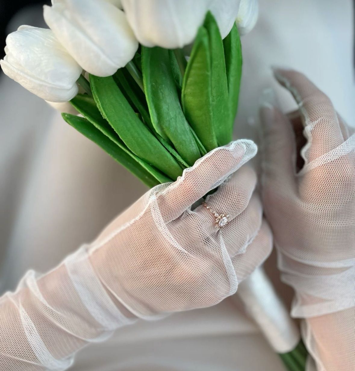 Guanti & manicotti: Lange Hochzeit Handschuhe – Nuovo e nell'imballaggio originale da Zürich venduto da Monikauscimiak 1