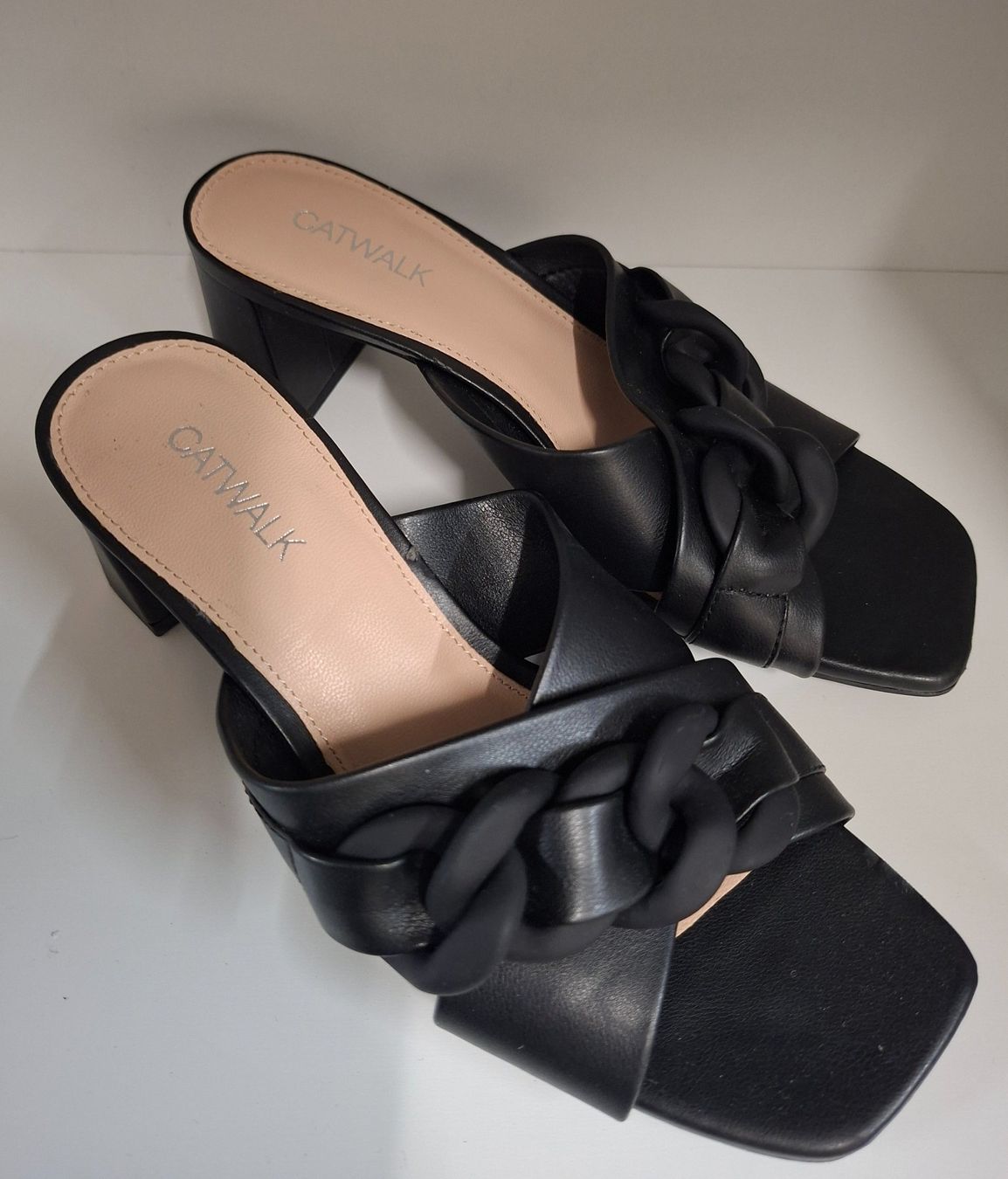 Scarpe da donna: CATWALK Sandalen mit Absatz Gr. 36 – Usato da hombrechtikon venduto da Marijo 3