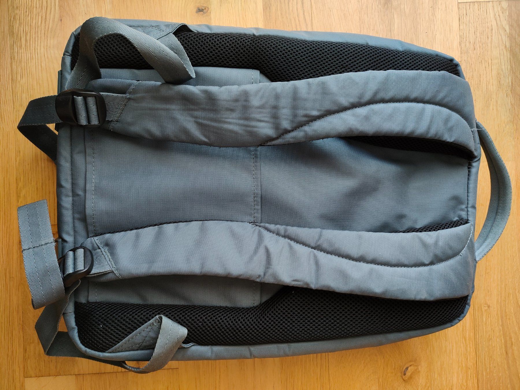 Samsonite Zaini: Samsonite Rucksack mit Laptopfach – Usato da Bern venduto da ElisaMag 1