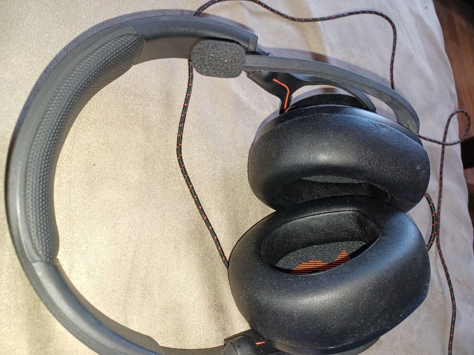 JBL Kopfhörer: casque JBL quantum 100 – Gebraucht aus Servion von josephine22
