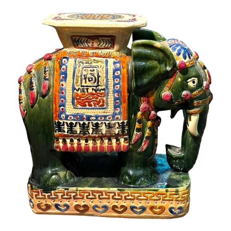 Vintage Large Jamaican ceramic elephant plant stand Kaufen auf Ricardo