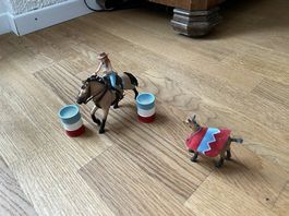 Westernreiterin mit Fohlen von Schleich
