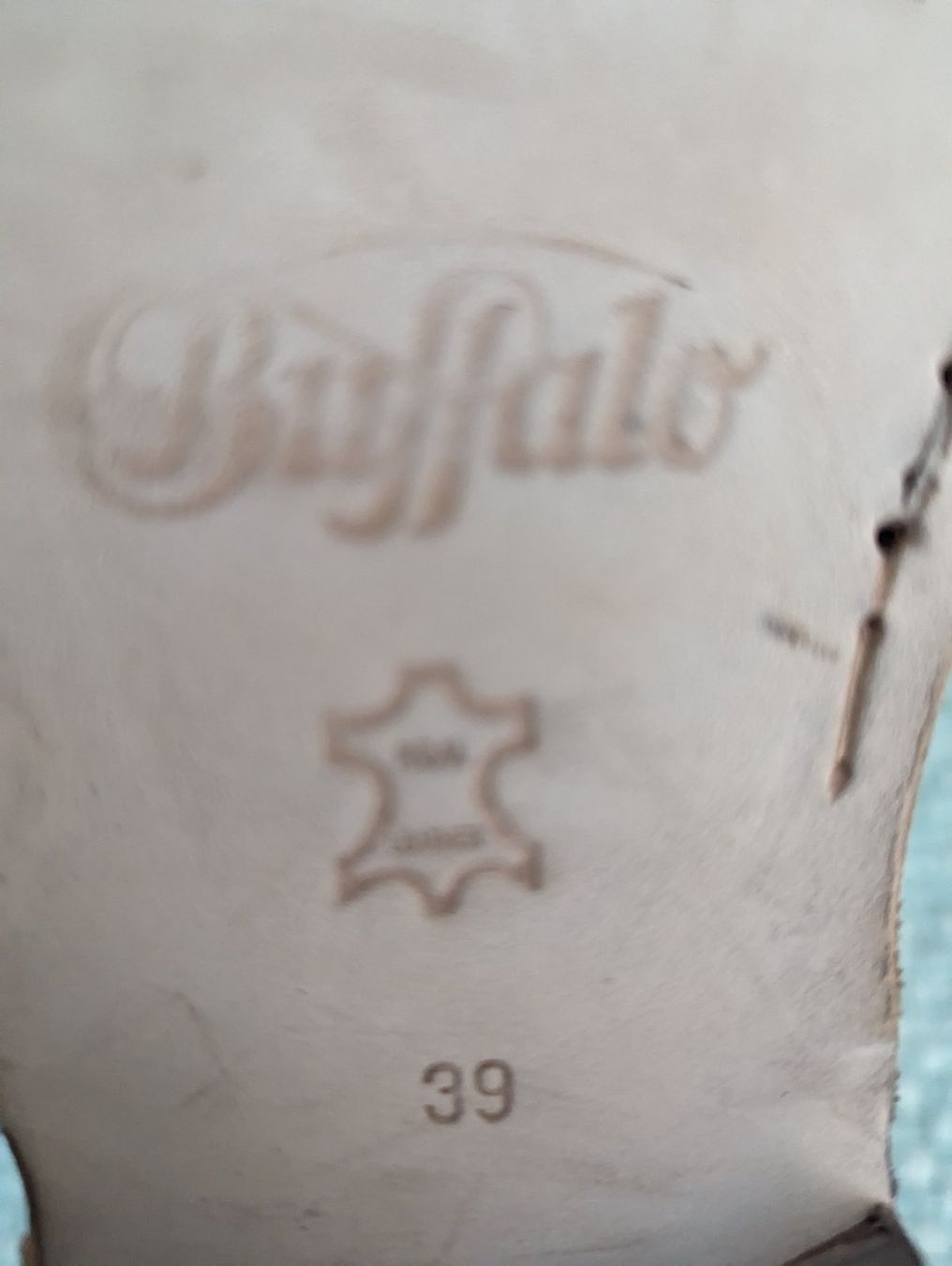Buffalo Scarpe da uomo: Buffalo Stiefelette Gr. 39, NEU – Nuovo (secondo la descrizione) da Chur venduto da Ronja777 8