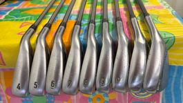 Callaway Komplettset – Apex 21 4–PW, Rogue ST Max, Wedges