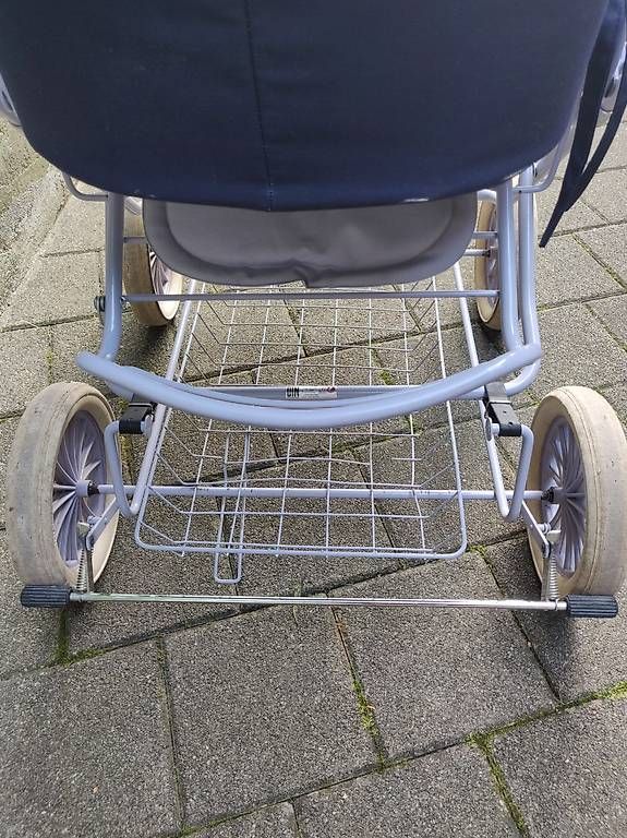 Carrozzine: Vintage Kinderwagen – Usato da Schwyz venduto da Francesca54 1