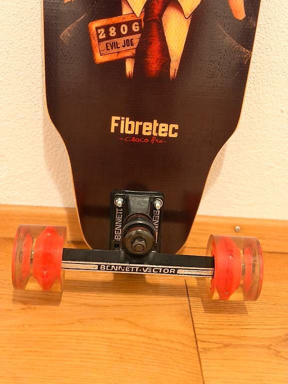 Skateboards: Longboard "Evil Joe" - 84cm – D'occasion à Altendorf par NiiggiiPiinkkii 2