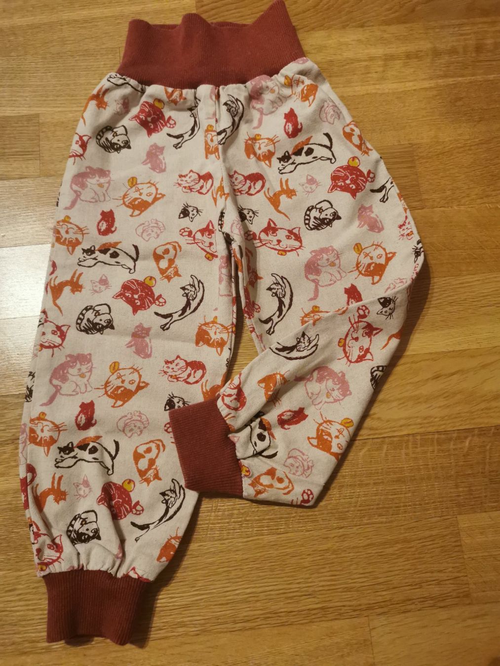 Pantaloni: MOMO Hosen gr.98-104 – Usato da Zürich venduto da Simfa