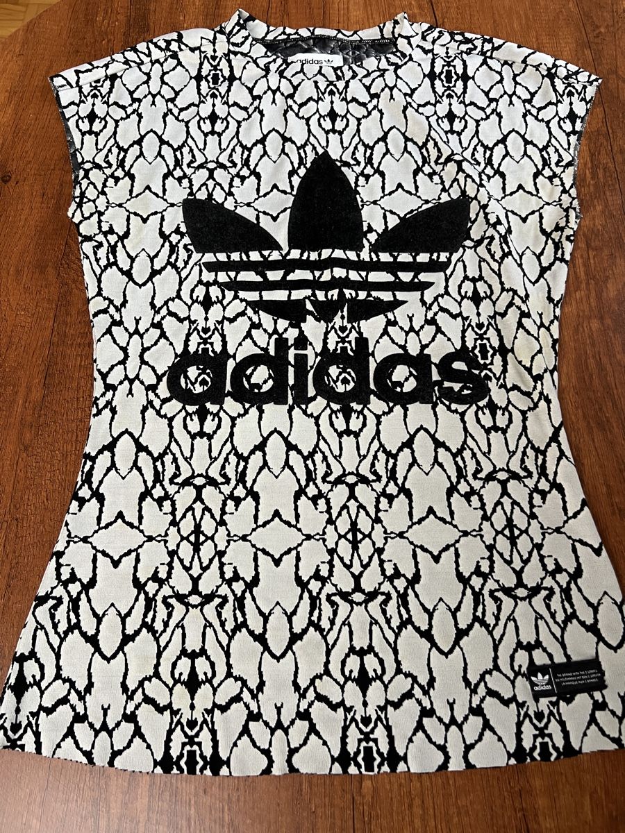 Adidas T-shirt: T-Shirt Adidas Grösse M – Usato da Niederglatt ZH venduto da AnFleischmann 3