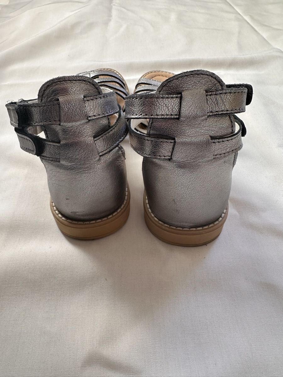 Scarpe per ragazze: Benjie Sandalen – Usato da Burgdorf venduto da bar_q9s7 1