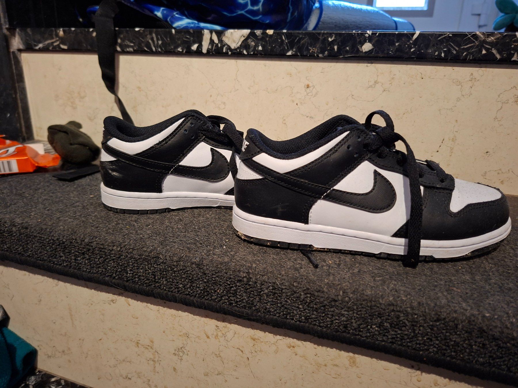 Scarpe per ragazzi: Nike Dunk Low Panda, Kinder Schuhe, Grösse 33,5 – Usato da Günsberg venduto da ste_qq59