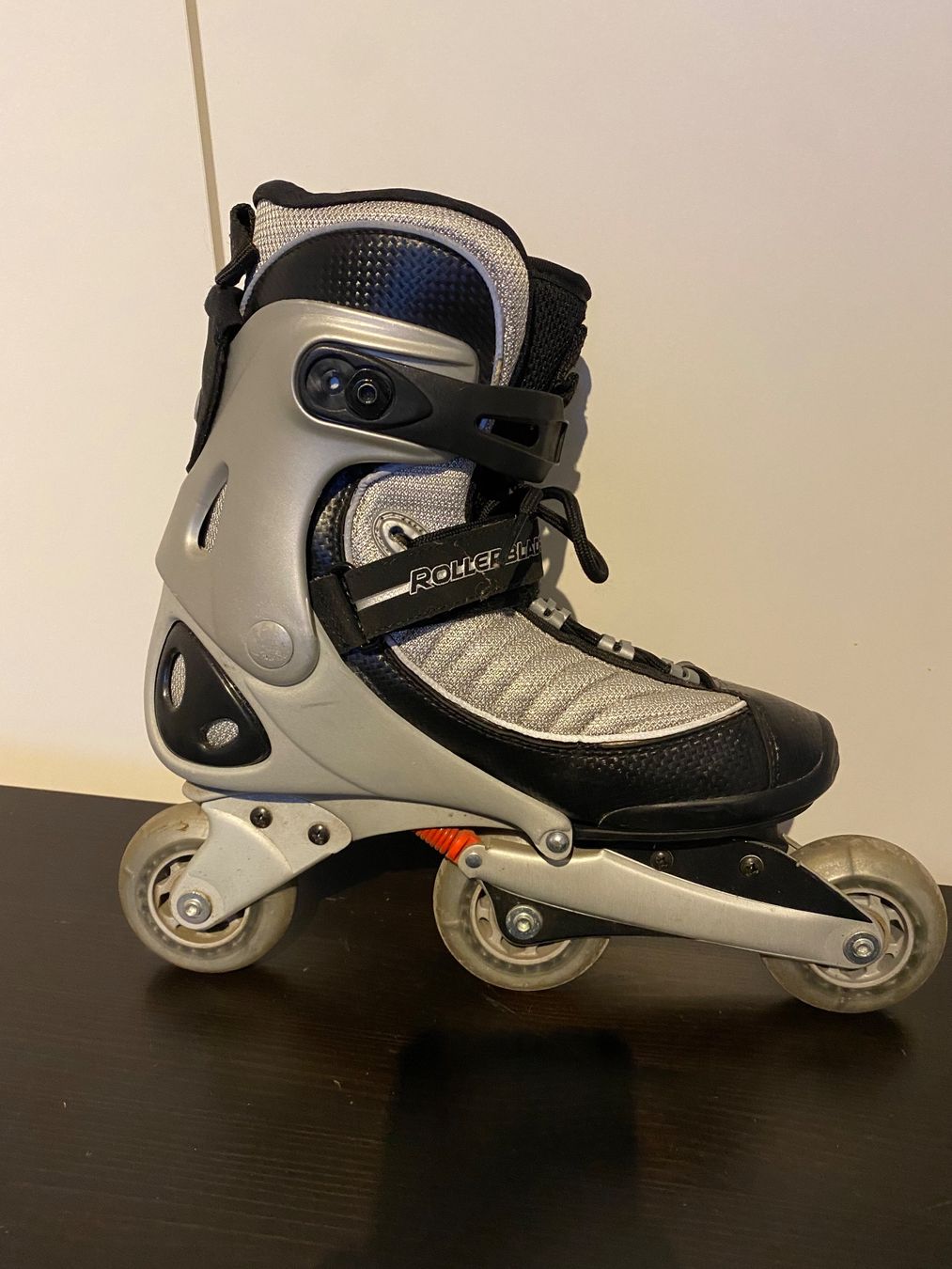 Pattini in linea & Pattini a rotelle: Inlineskates Rollerblade Gr. 39 silber/schwarz – Usato da Rothenhausen venduto da Afranzi 2