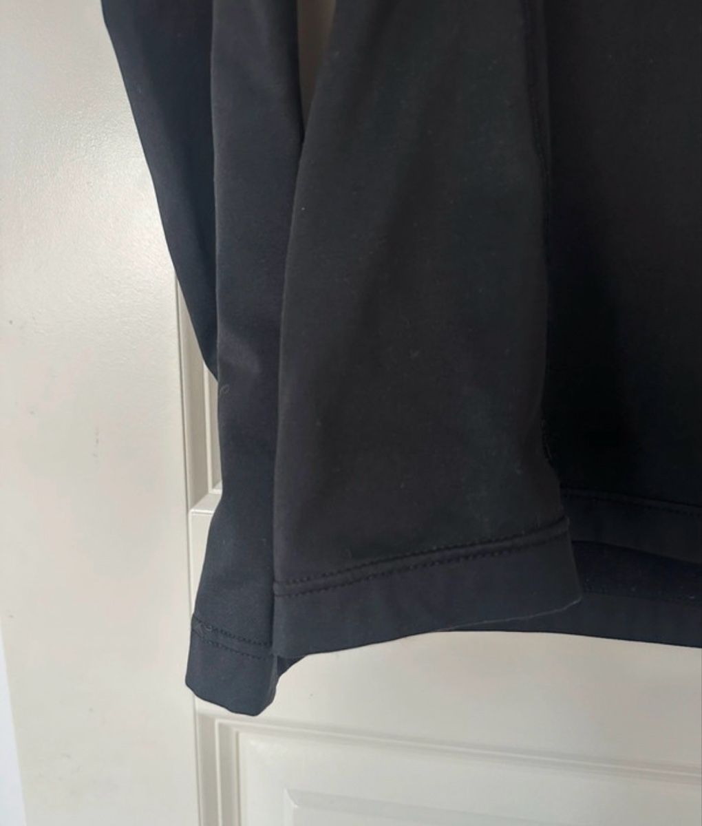 T-Shirts: Damen thermo langarmshirt schwarz  – Gebraucht aus Uster von Monika_OB 3