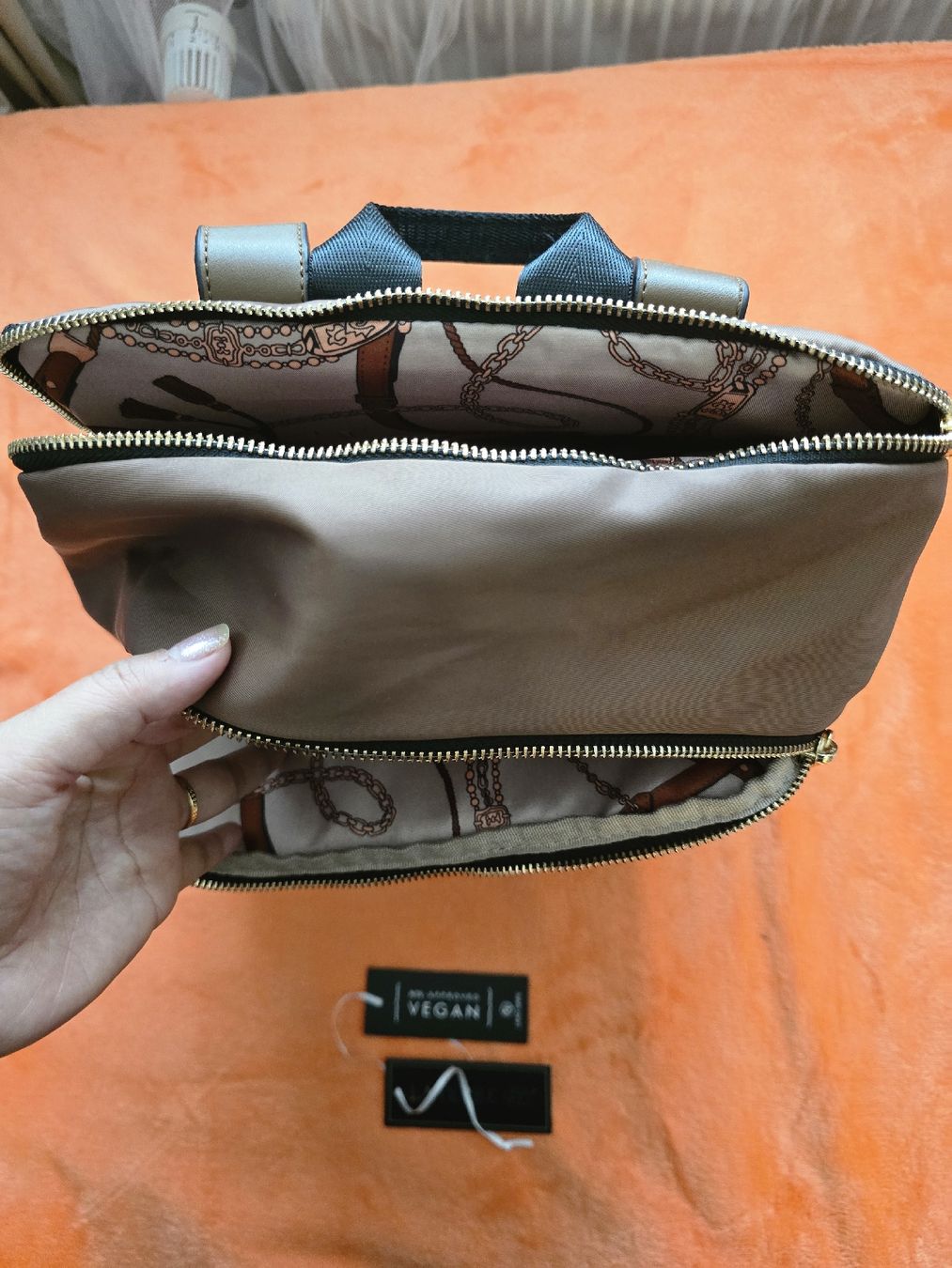 Borse da donna: Backback Brown  – Usato da Landquart venduto da Pinay_ako