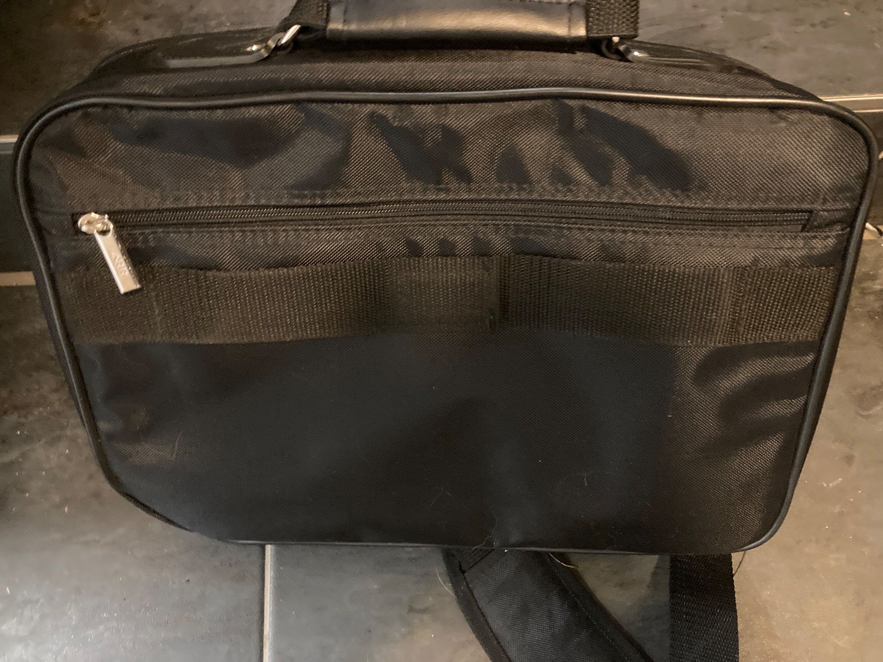 Borse: Notebook Tasche in sehr gutem Zustand – Usato da Lüsslingen venduto da Piper 3