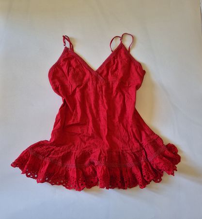 top rouge 
