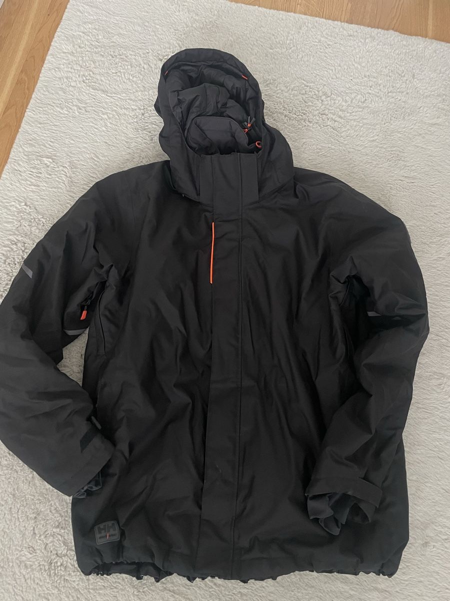Helly Hansen Giacche: Helly Hansen Winterjacke – Nuovo (secondo la descrizione) da Tagelswangen venduto da sar_2h8n