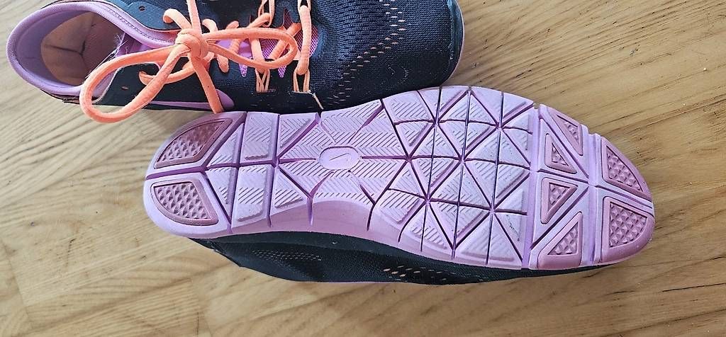 Chaussures hommes: Nike Free 5.0 Grösse 40 – D'occasion à Eriswil par mar_8hwh 2