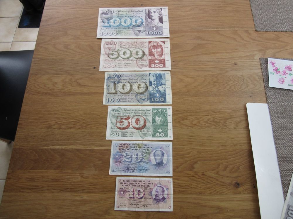 7-Piece Set Of Silver Dollar Bill Protectors - Clear Holders For $100/$50/$20/$10/$5/$2/$1 Banknotes