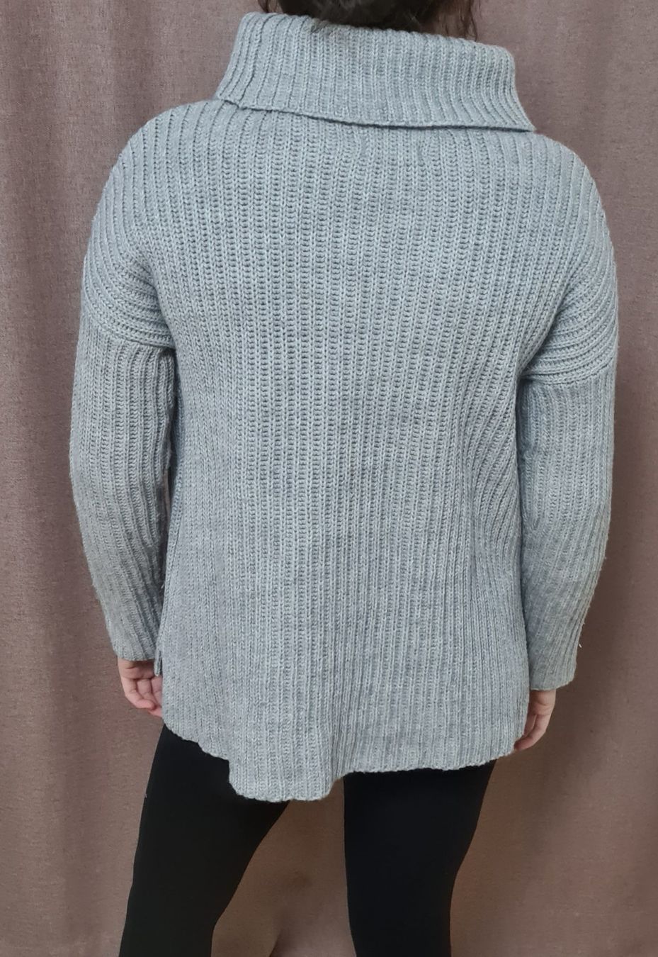 Pullover & Sweatshirts: Warmer Pullover – Gebraucht aus Glattpark(Opfikon) von ejo_m8fr 1