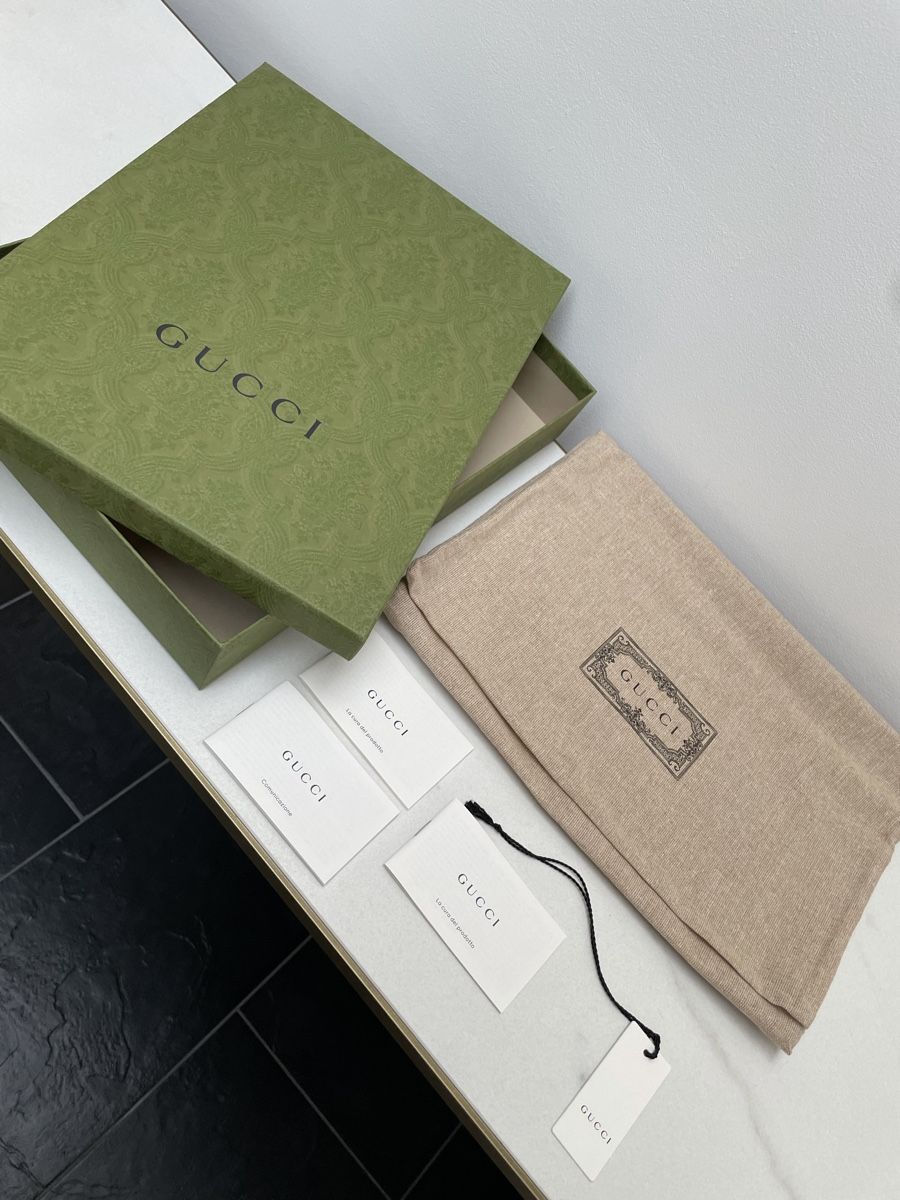 Gucci Borse: NEW Gucci pouch Supreme GG Azalea – Nuovo e nell'imballaggio originale da Vacallo venduto da kellyyy 5