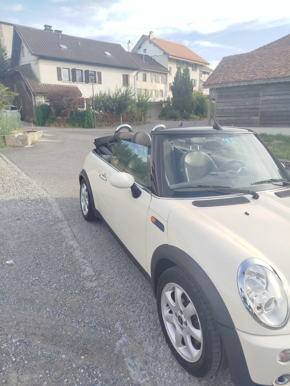 BMW Autos: Mini Cooper One Cabriolet – Gebraucht aus Villars-le-Terroir von bet_pkq5 2