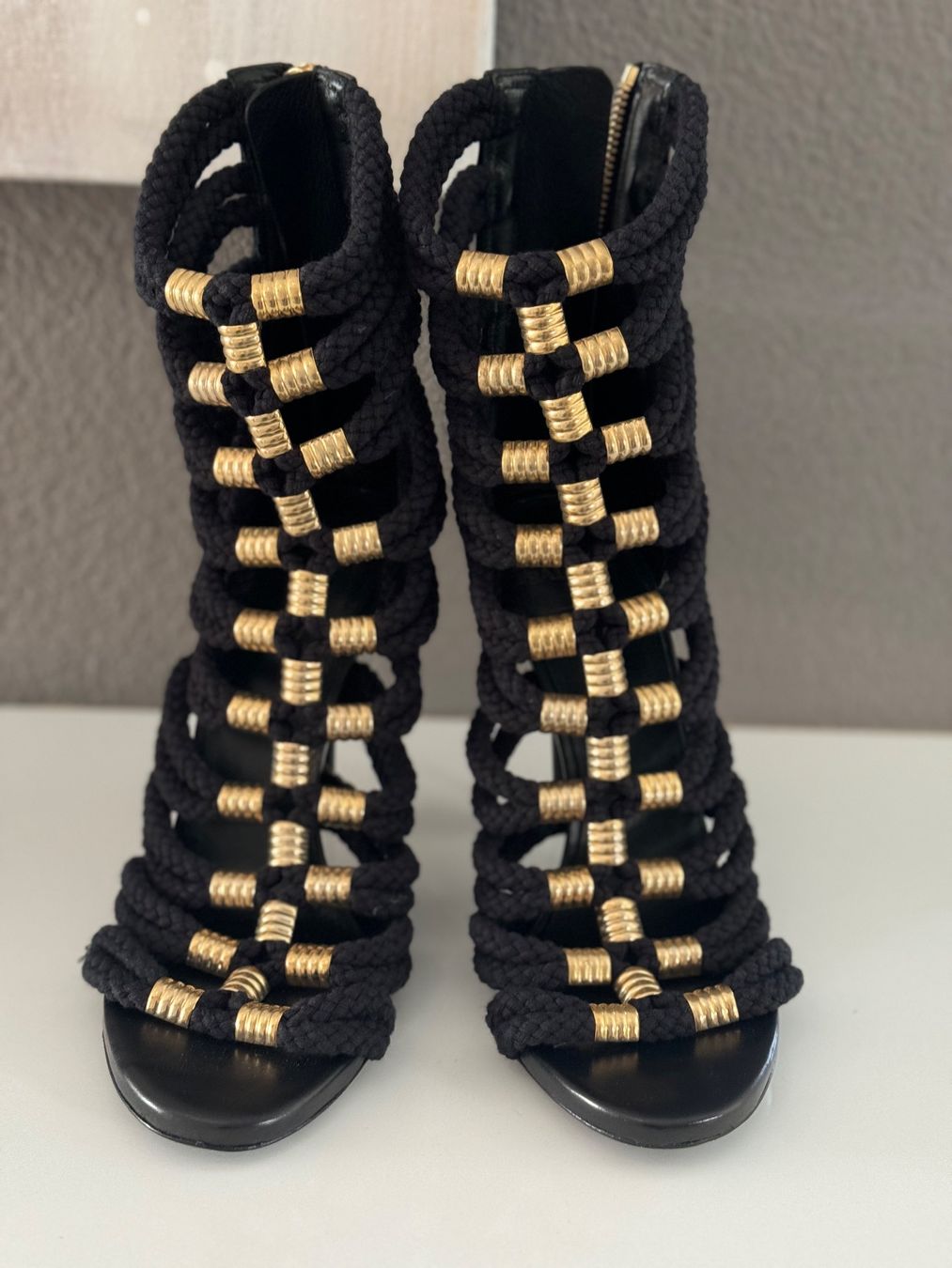 Balmain Scarpe da donna: Balmain Heels H&M – Nuovo (secondo la descrizione) da Rotkreuz venduto da Mini_mela33