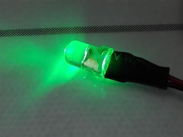 Componenti elettronici: LED 3mm verkabelt, 12V DC, grün – Nuovo (secondo la descrizione) da Luzern venduto da Salefactory 1