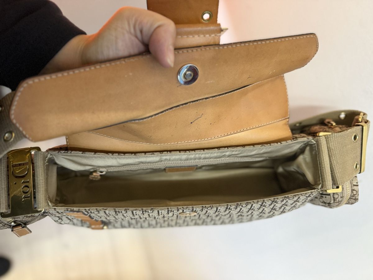 Dior Taschen für Damen: Sac Dior Vintage avec Pochette maniable – Gebraucht aus Lausanne von Mode_350 5