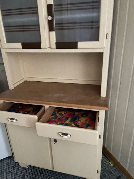 alter Küchenschrank Kaufen auf Ricardo