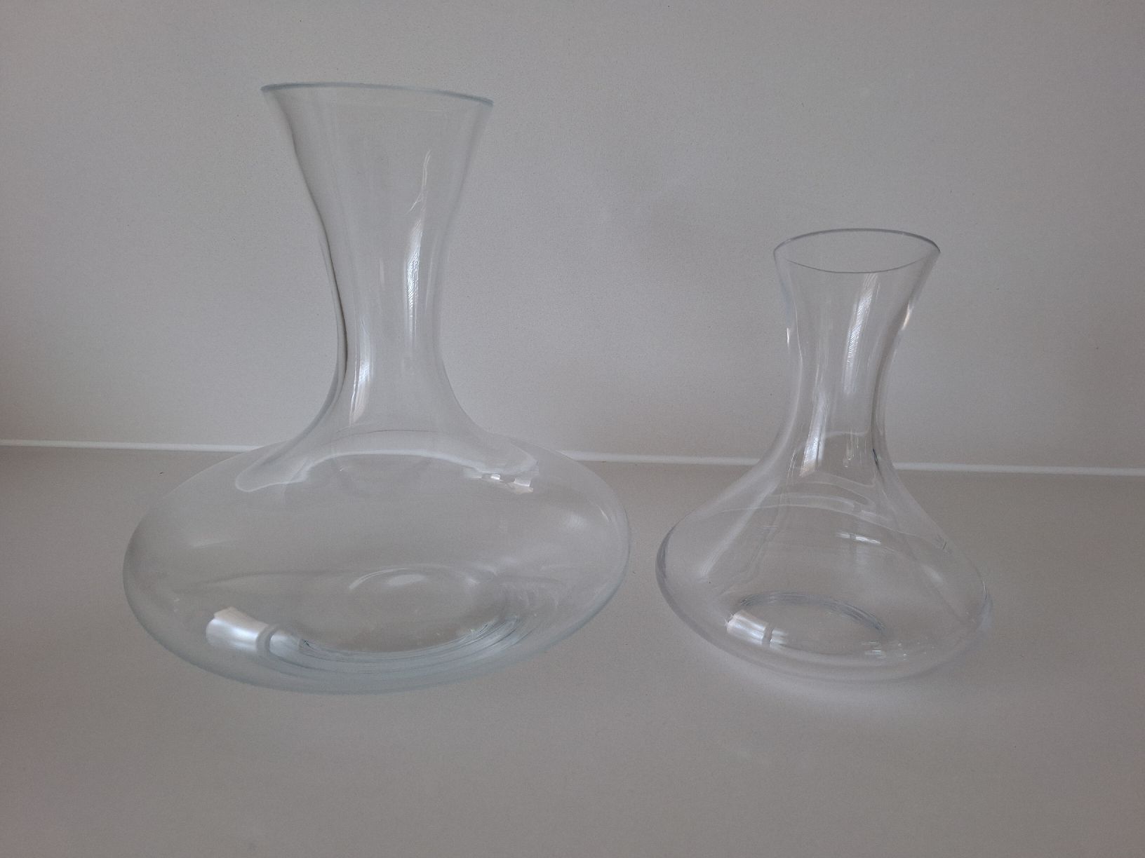 Caraffe: Karaffen Glas 2 Stck – Nuovo (secondo la descrizione) da Sursee venduto da Schuepbi