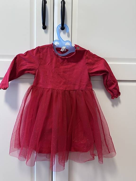 Vestiti & Gonne: Gr.68 Babykleidchen 4-6M – Usato da Kilchberg ZH venduto da lolena