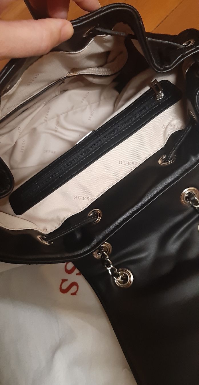 Guess Sacs à dos: NEU! GUESS Rucksack – Neuf avec emballage d'origine à Zürich par Venecia25 4