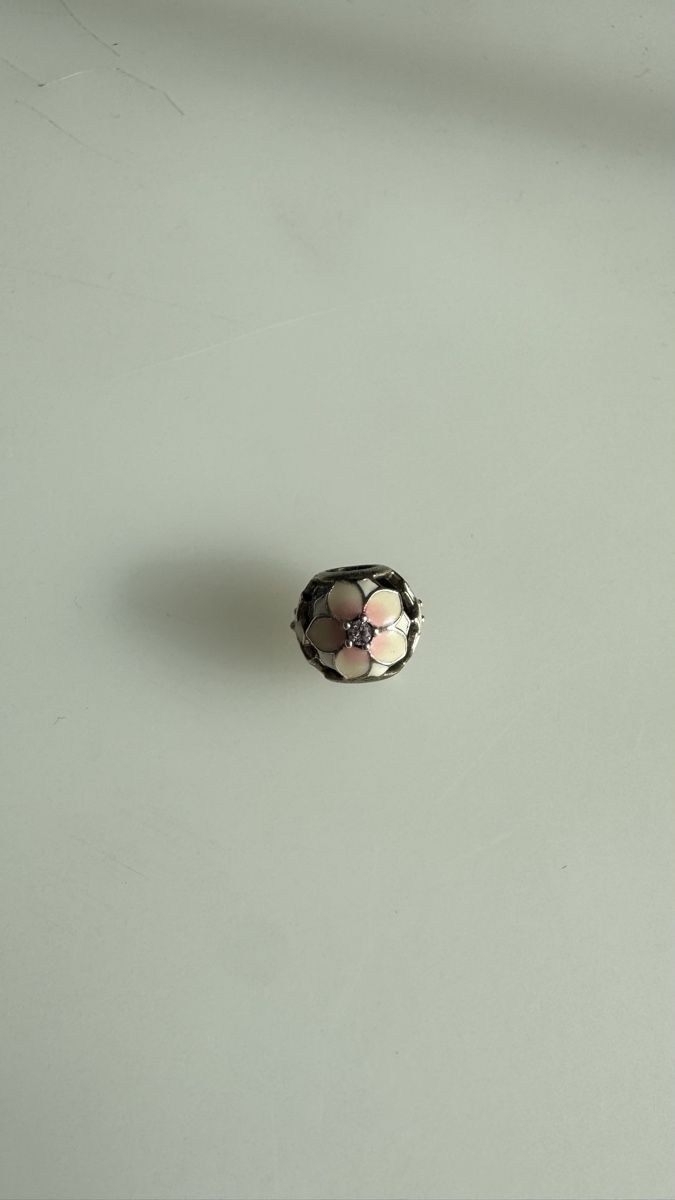 Pandora Altri gioielli: Pandora Charm Blume – Usato da Wattwil venduto da chi_11o 2