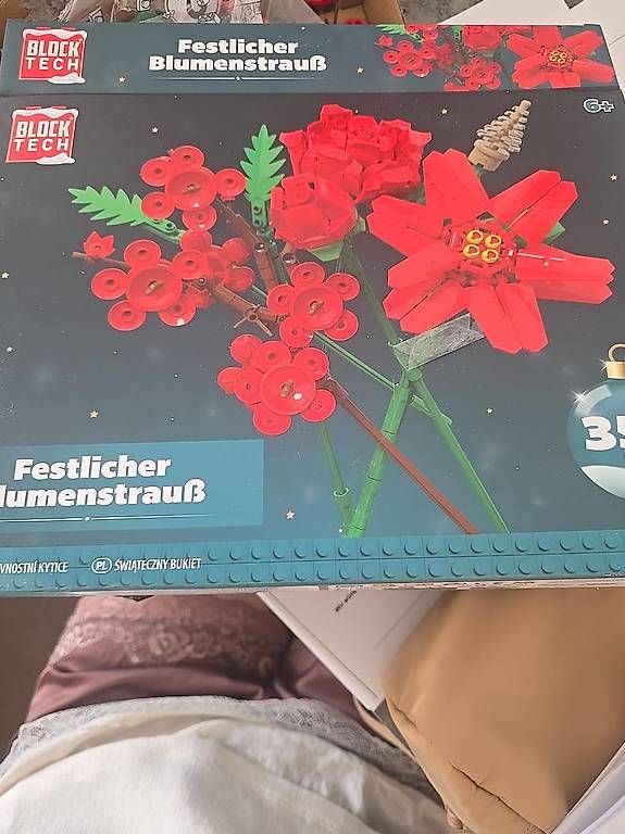Alle Dekorationen: Blumenstrauss mit 354 Bausteinen.
 – Neu und originalverpackt aus Tobel von swisscap243