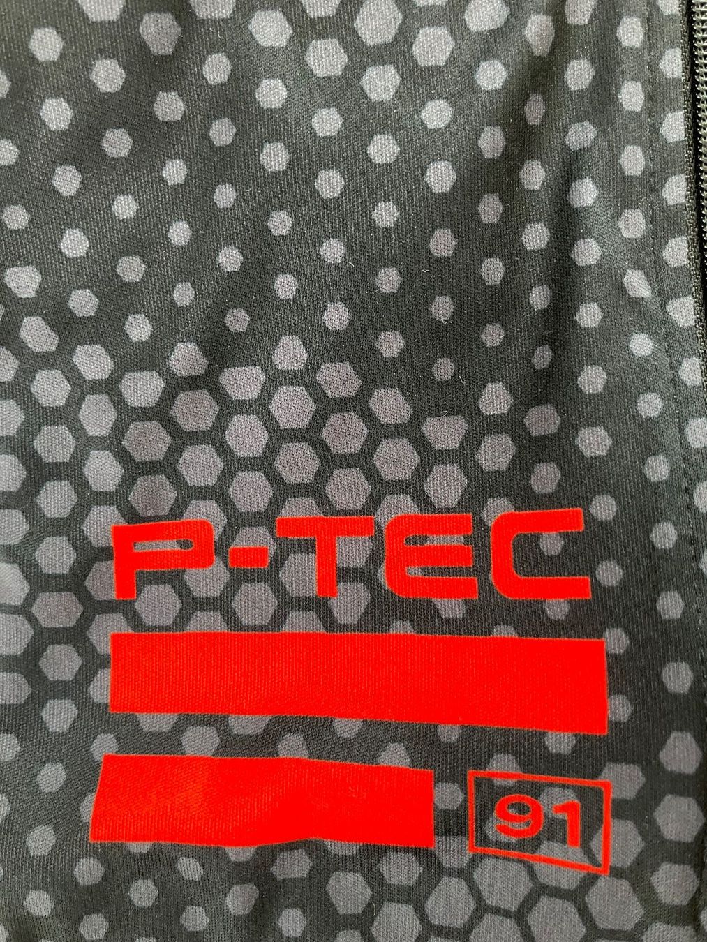 Canottiere & Pantaloni: Velotricot Protective Gr M Männer – Usato da Zug venduto da d4Drum 4