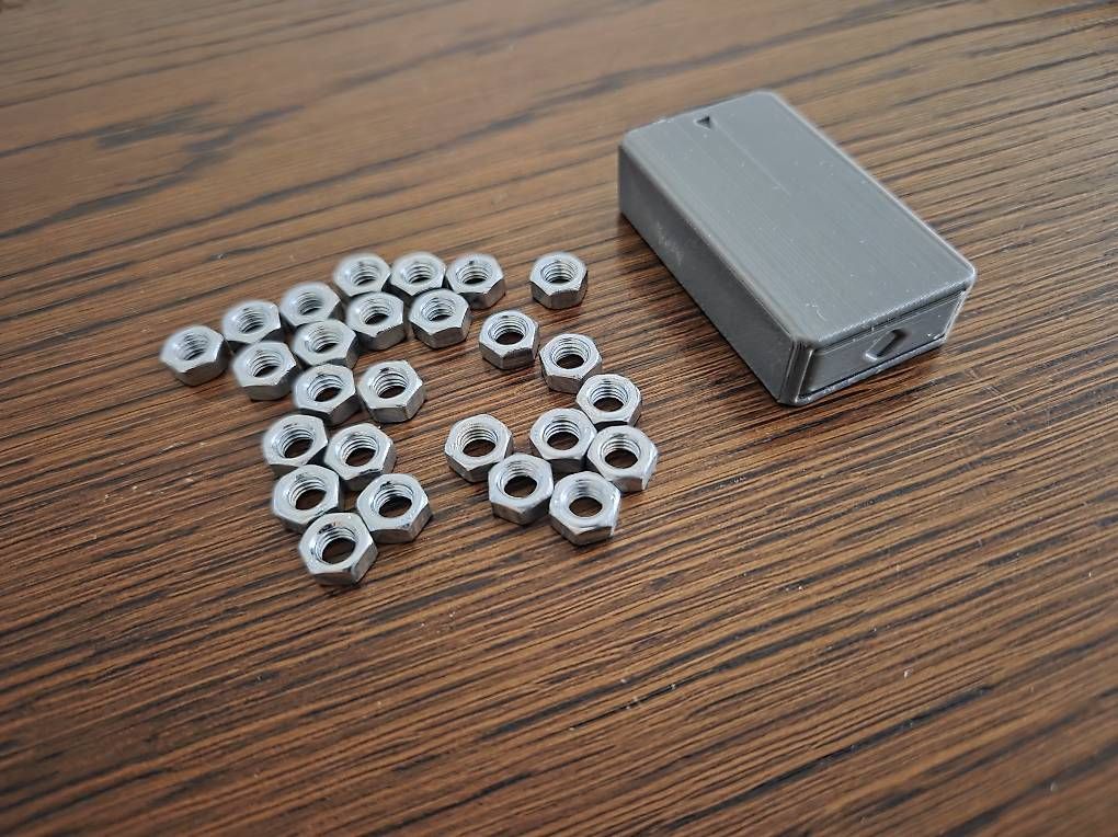 Altro in Decorazioni & Accessori: Boîte pour petits objets – Usato da Orbe venduto da kos_6k2j 2