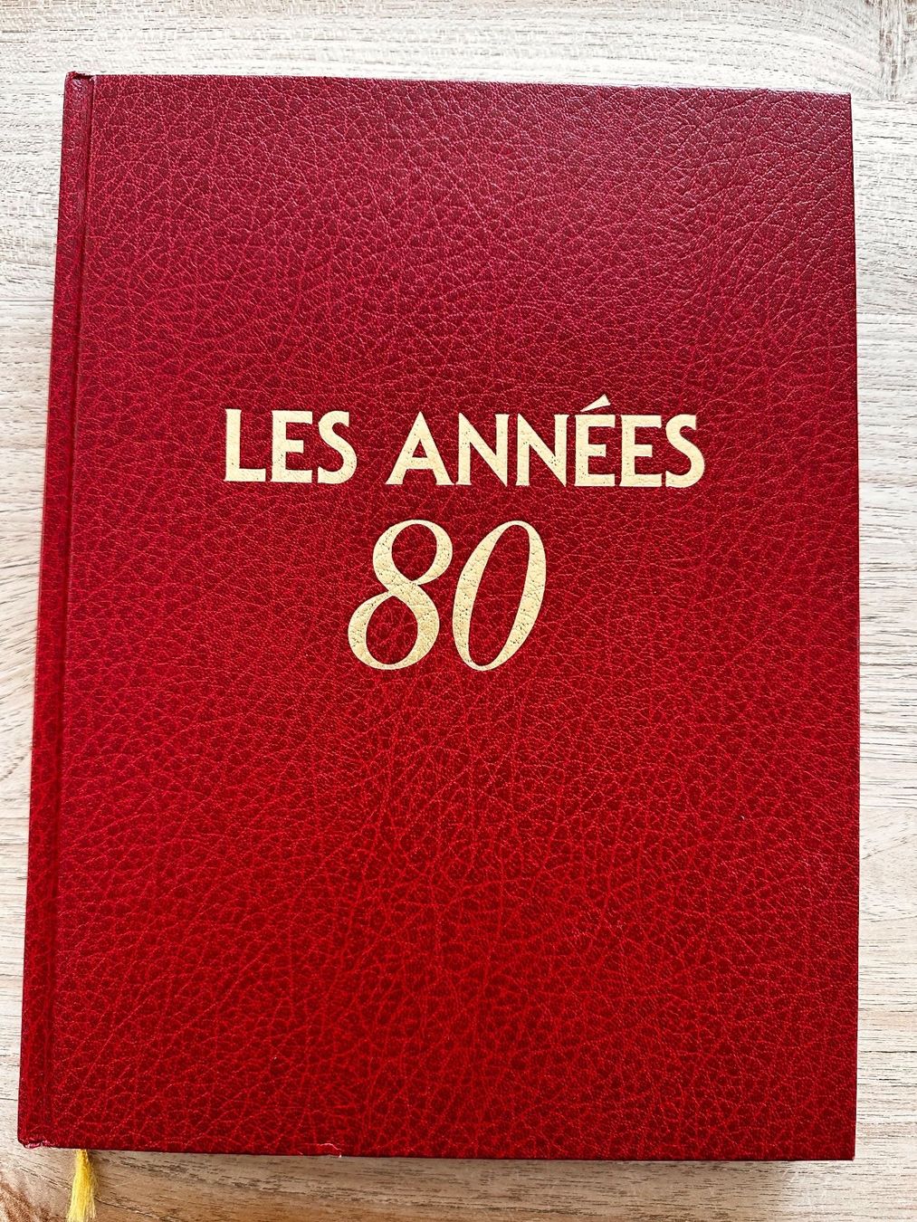 Bücher: Livre LES ANNEES 80 – Gebraucht aus Leytron von TipTop1912