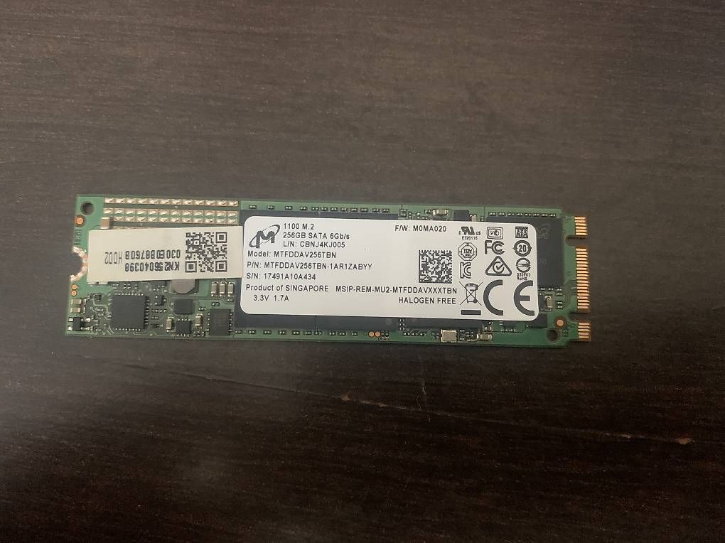 Dischi rigidi: SSD M2 Micron 256Gb – Usato da Cossonay-Ville venduto da BRick73