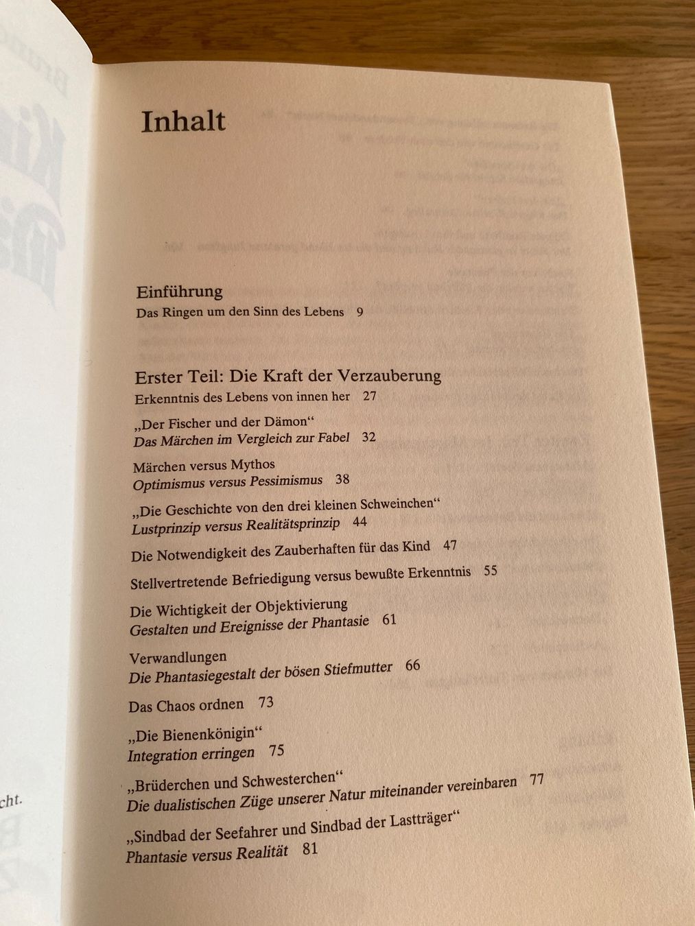 Libri: Kinder brauchen Märchen – Bruno Bettelheim – Usato da Vilters venduto da Zwaergli13 1